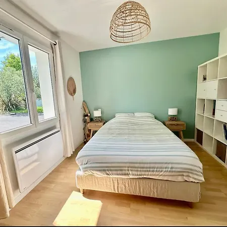 Beautiful Family Close To Bidart Vila